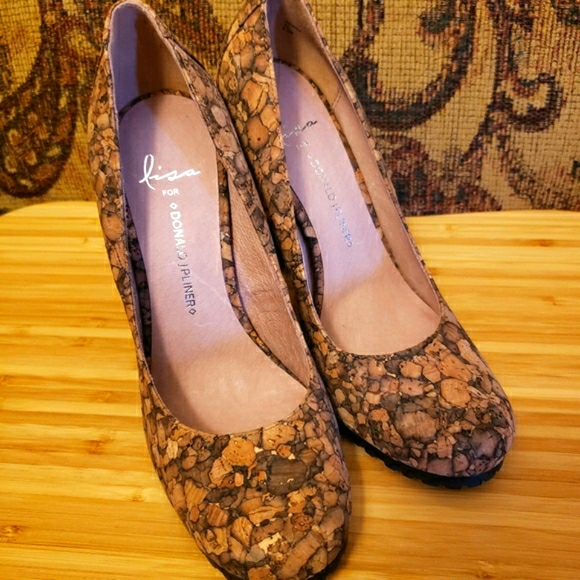 ‼️SOLD‼️⭐NWOB⭐ Donald J Pliner Cork Pump 6.5 Retai… - Picture 4 of 11